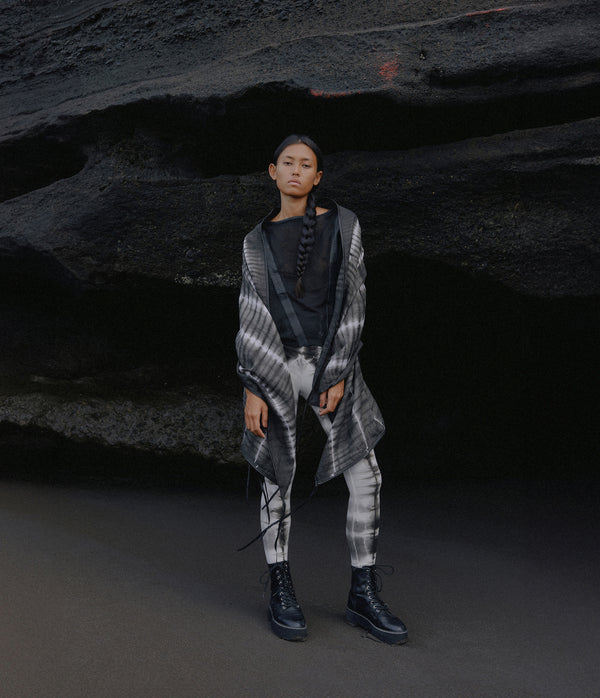 kaori linen scarf - ebony shima